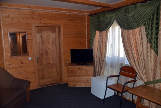 Номер 8 сімейний